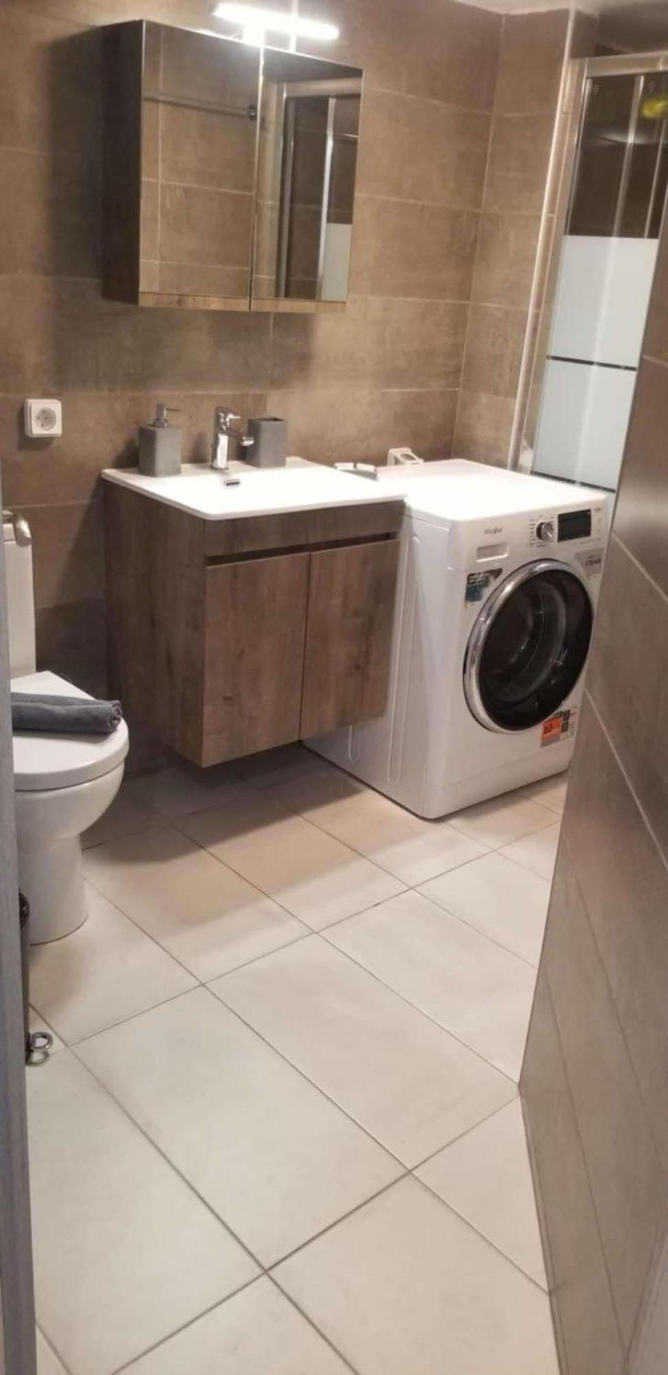 Areos Comfort Living Apartment - Alexandras Ave 72 Ateny Zewnętrze zdjęcie
